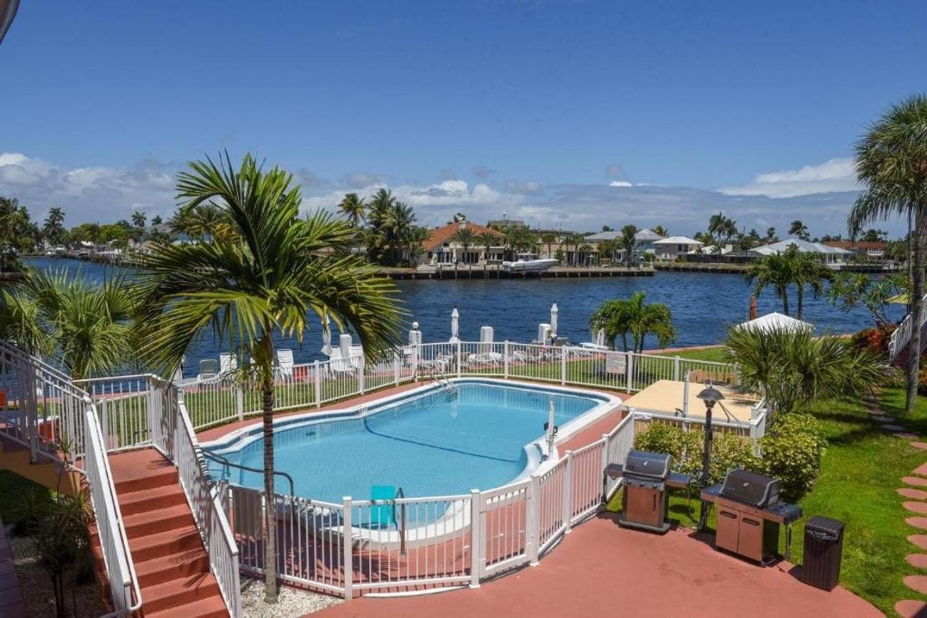 Studio Intracoastal Views! 5 Min Walk To The Beach Villa Pompano Beach Exteriör bild