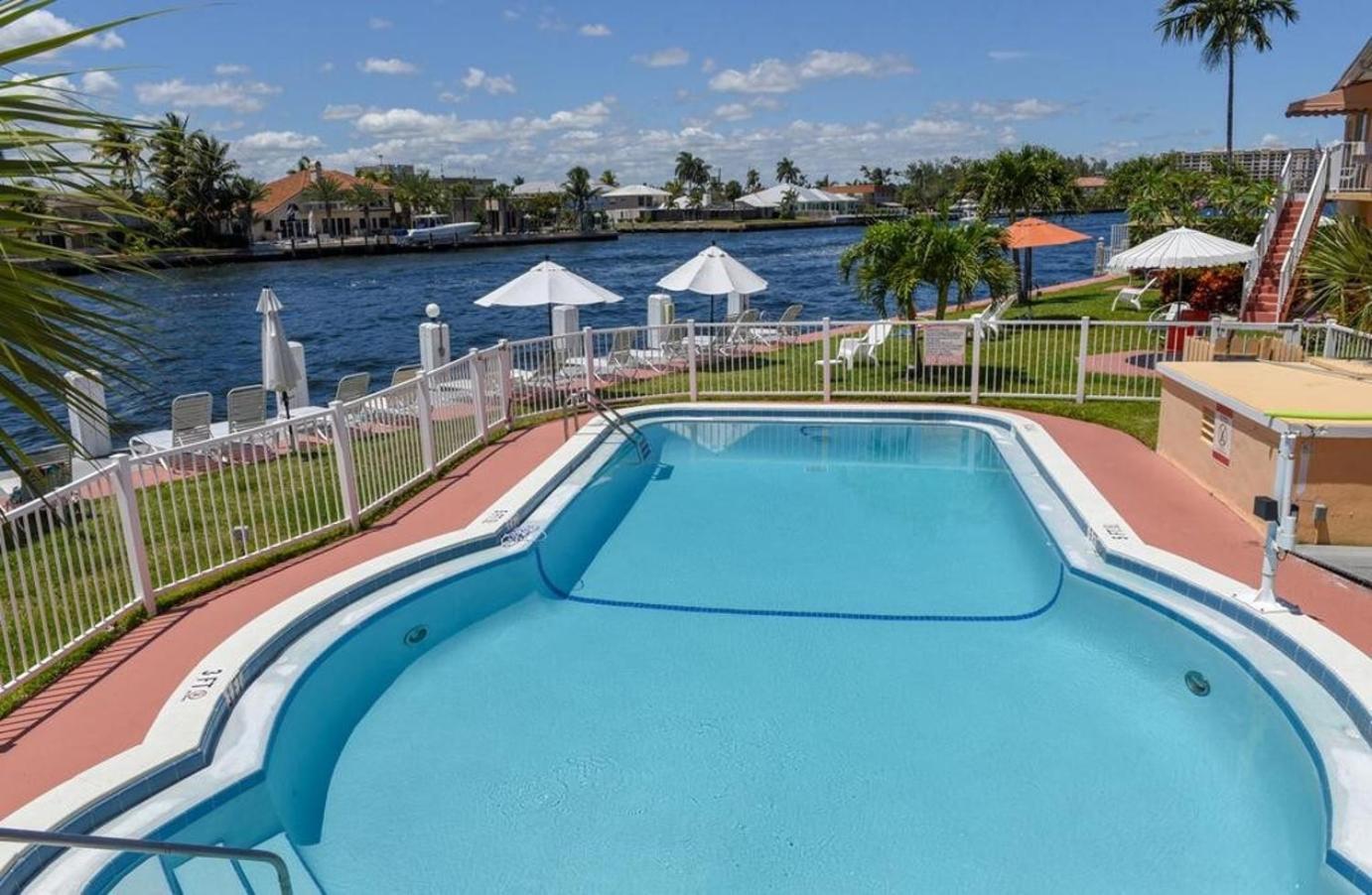 Studio Intracoastal Views! 5 Min Walk To The Beach Villa Pompano Beach Exteriör bild